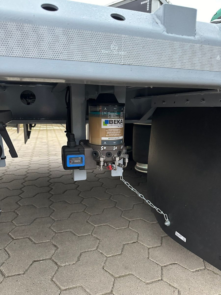 Gjysmë rimorkio me plan ngarkimi të ulët Tieflader Zwangslenkung Betonteile Fertigteile: foto 6 Gjysmë rimorkio me plan ngarkimi të ulët Tieflader Zwangslenkung Betonteile Fertigteile: foto 6