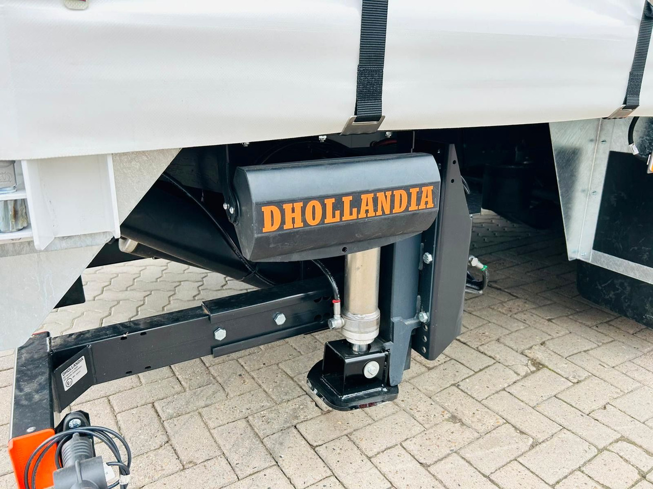 Kamion me tendë Volvo FH 500 Gabelstaplertransporter LBW Dhollandia 9t: foto 15 Kamion me tendë Volvo FH 500 Gabelstaplertransporter LBW Dhollandia 9t: foto 15