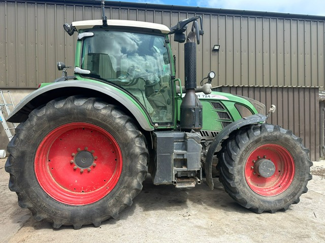 FENDT 724 Plus - Traktor: foto 2 FENDT 724 Plus - Traktor: foto 2