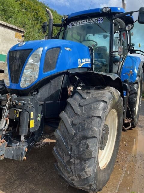 New Holland T7.220 - Traktor: foto 3 New Holland T7.220 - Traktor: foto 3
