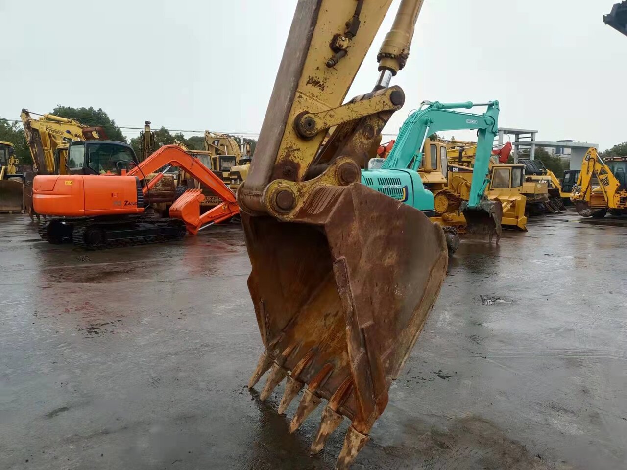 CATERPILLAR 325BL - Ekskavator me zinxhirë: foto 2 CATERPILLAR 325BL - Ekskavator me zinxhirë: foto 2