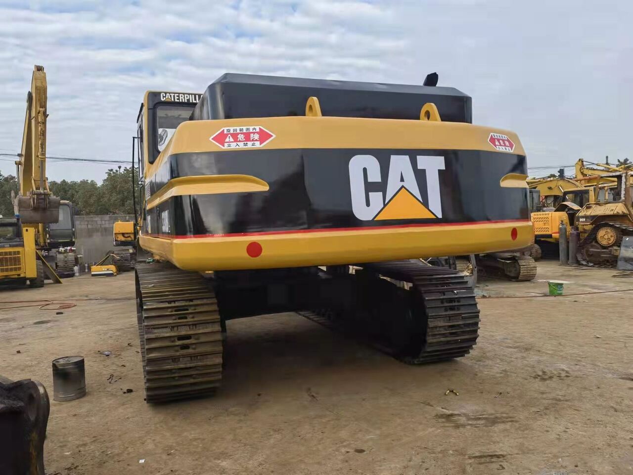 CATERPILLAR 330BL - Ekskavator me zinxhirë: foto 4 CATERPILLAR 330BL - Ekskavator me zinxhirë: foto 4