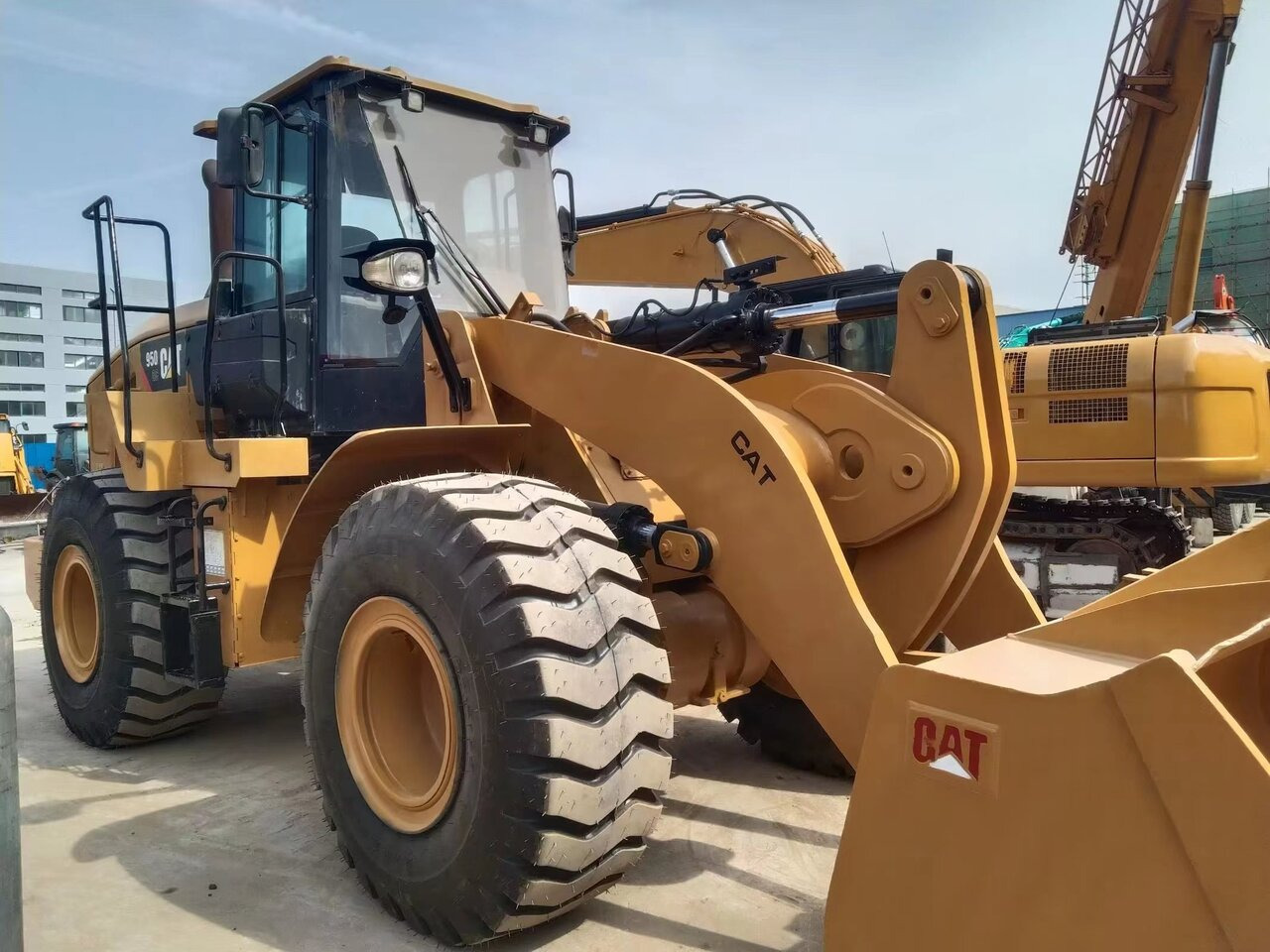 CATERPILLAR 950GC - Fadrom me goma: foto 2 CATERPILLAR 950GC - Fadrom me goma: foto 2
