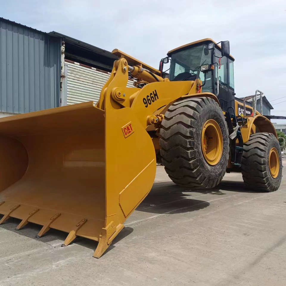 CATERPILLAR 966H - Ekskavator me goma: foto 3 CATERPILLAR 966H - Ekskavator me goma: foto 3