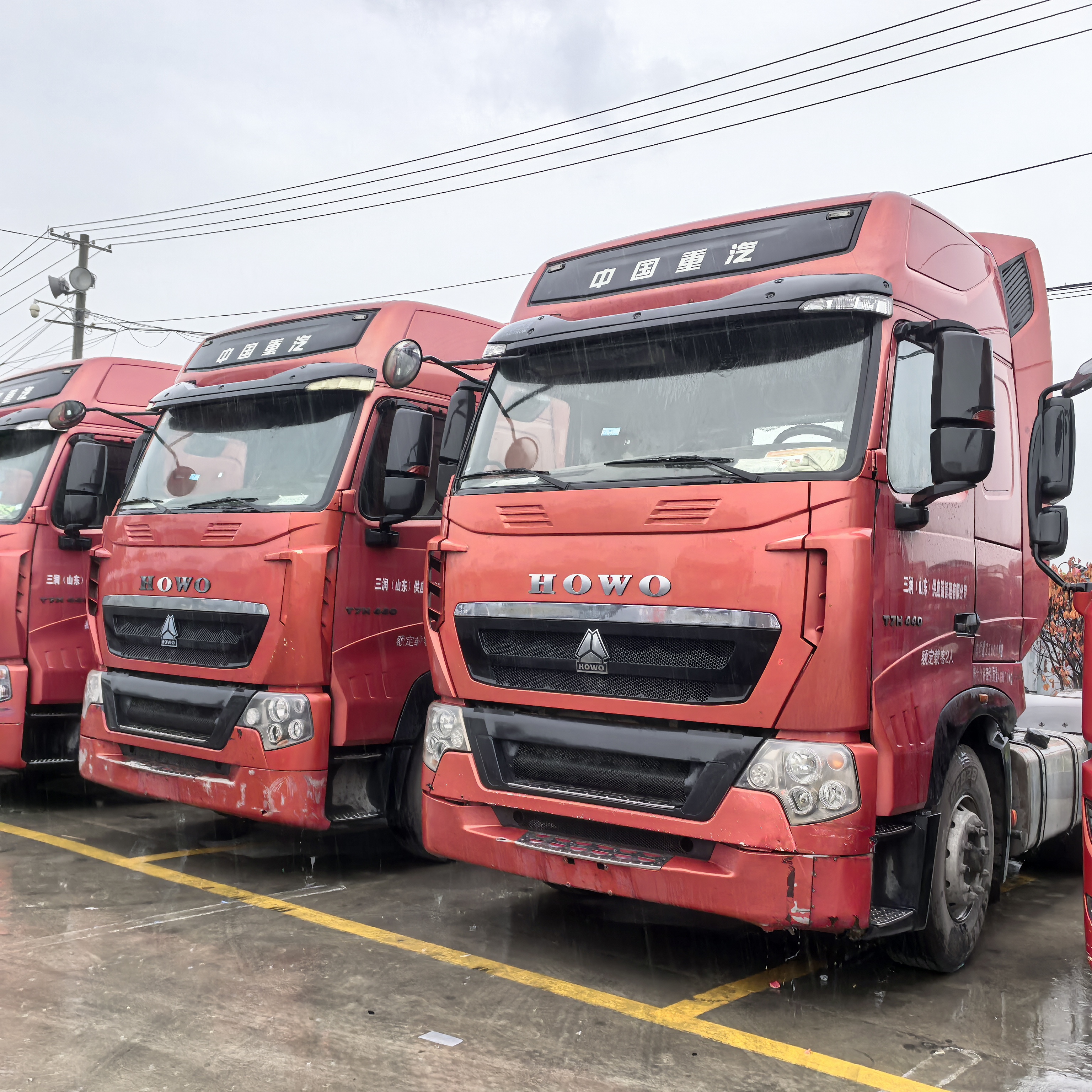 SINOTRUK HOWO T7H 440 6X4 - Gjysmë-kamion: foto 5 SINOTRUK HOWO T7H 440 6X4 - Gjysmë-kamion: foto 5