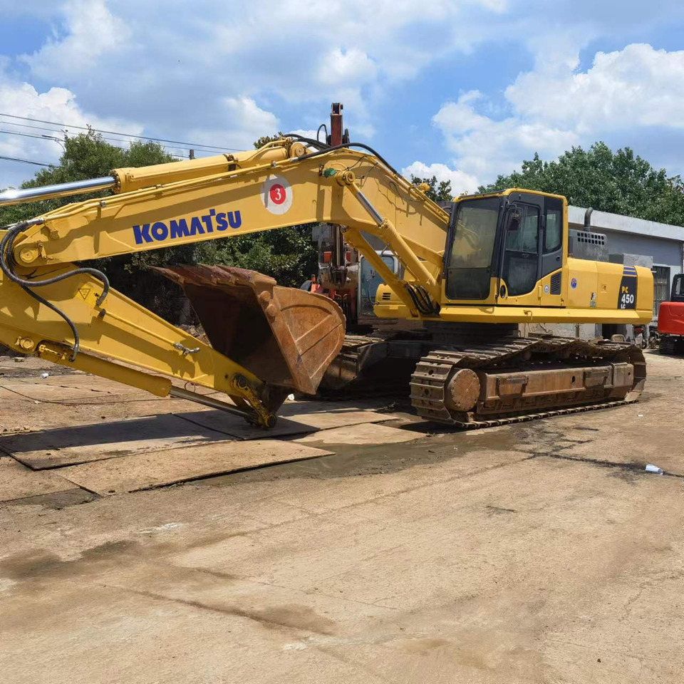 KOMATSU PC450-8-excavator - Ekskavator me zinxhirë: foto 1 KOMATSU PC450-8-excavator - Ekskavator me zinxhirë: foto 1