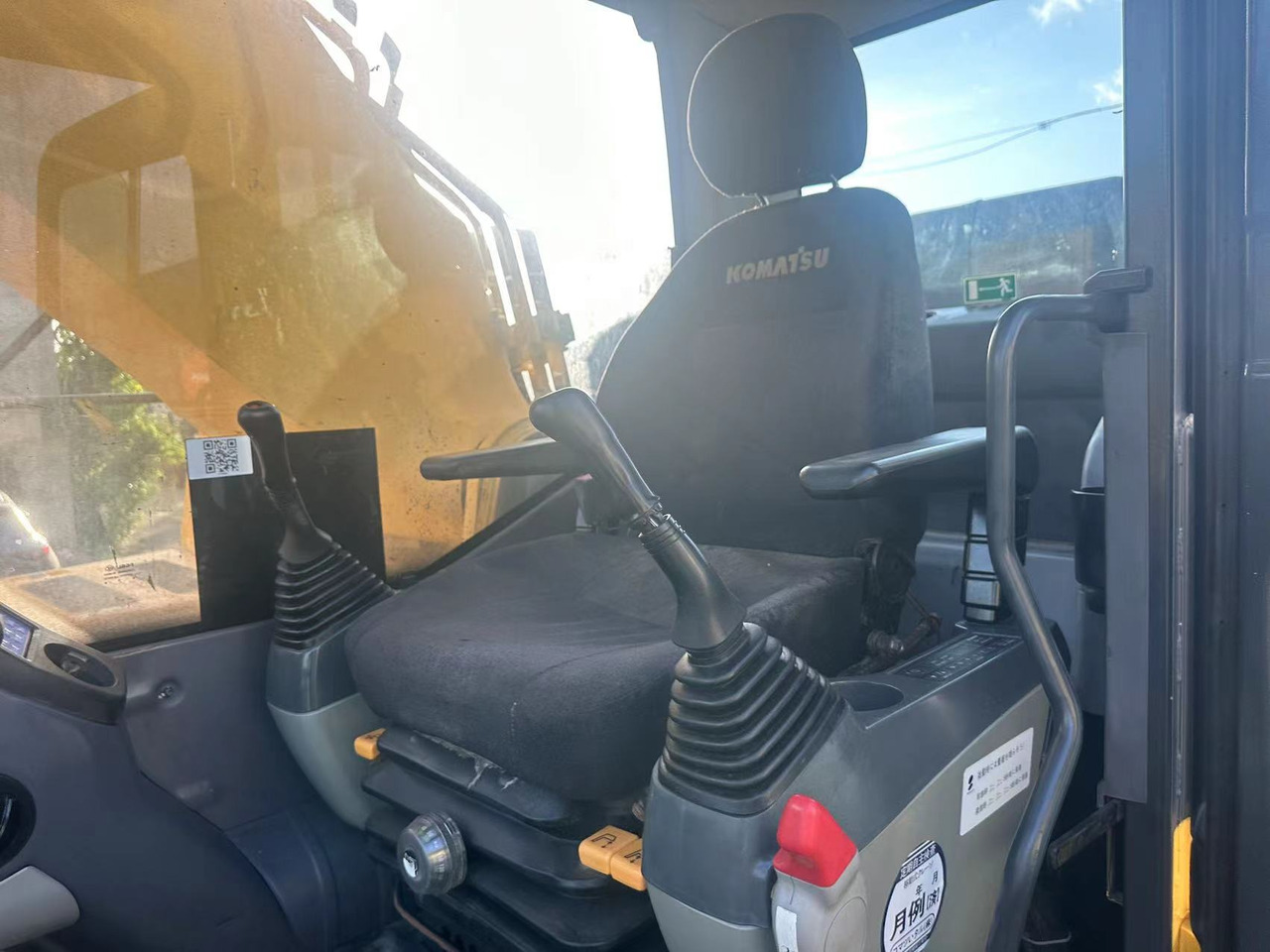 KOMATSU PC460LC-8 -excavator - Ekskavator me zinxhirë: foto 5 KOMATSU PC460LC-8 -excavator - Ekskavator me zinxhirë: foto 5