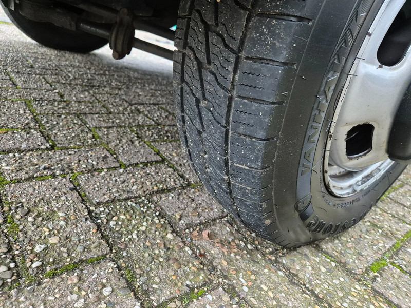 Kamioncine me karroceri Iveco Daily 50C18 Pritsche 3.0D Euro 6 Hi-Matic GVW 3500 kg: foto 16 Kamioncine me karroceri Iveco Daily 50C18 Pritsche 3.0D Euro 6 Hi-Matic GVW 3500 kg: foto 16