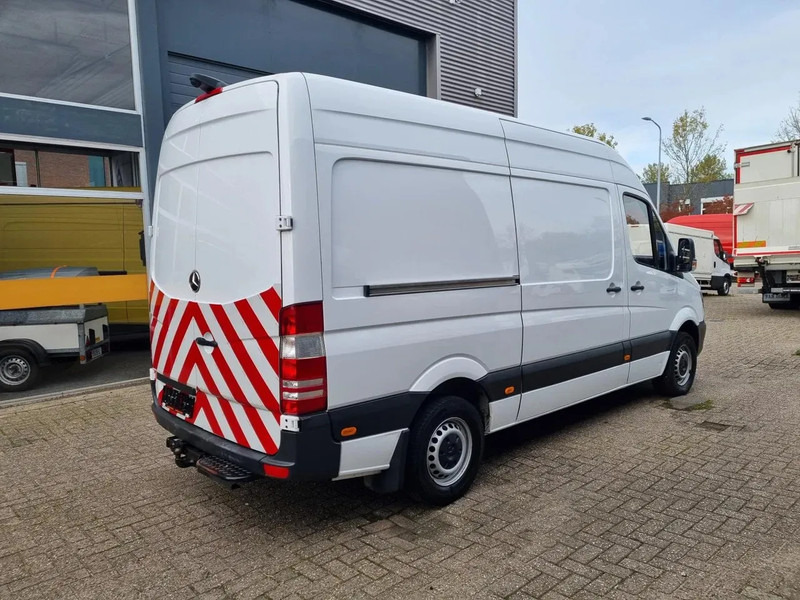 Mercedes-Benz Sprinter 314 CDI/ L2H2/ Aut./ Airco/ Camera/ Navi - Furgon: foto 2 Mercedes-Benz Sprinter 314 CDI/ L2H2/ Aut./ Airco/ Camera/ Navi - Furgon: foto 2