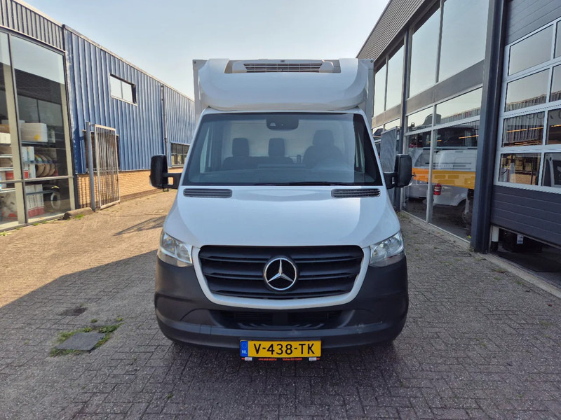 Mercedes-Benz Sprinter 316 CDI Kuhlkoffer Thermoking V300MAX st 230V Euro 6D (4) - Furgon frigorifer: foto 4 Mercedes-Benz Sprinter 316 CDI Kuhlkoffer Thermoking V300MAX st 230V Euro 6D (4) - Furgon frigorifer: foto 4