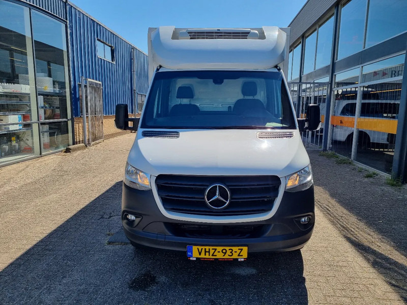 Mercedes-Benz Sprinter 316 CDI Kuhlkoffer Thermoking V300MAX st 230V Euro 6D - Furgon frigorifer: foto 3 Mercedes-Benz Sprinter 316 CDI Kuhlkoffer Thermoking V300MAX st 230V Euro 6D - Furgon frigorifer: foto 3