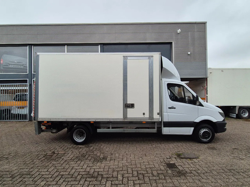 Mercedes-Benz Sprinter 513 CDI/ Bakwagen/ 20 KUB/ Laadklep - Kamioncine me kontinier: foto 2 Mercedes-Benz Sprinter 513 CDI/ Bakwagen/ 20 KUB/ Laadklep - Kamioncine me kontinier: foto 2