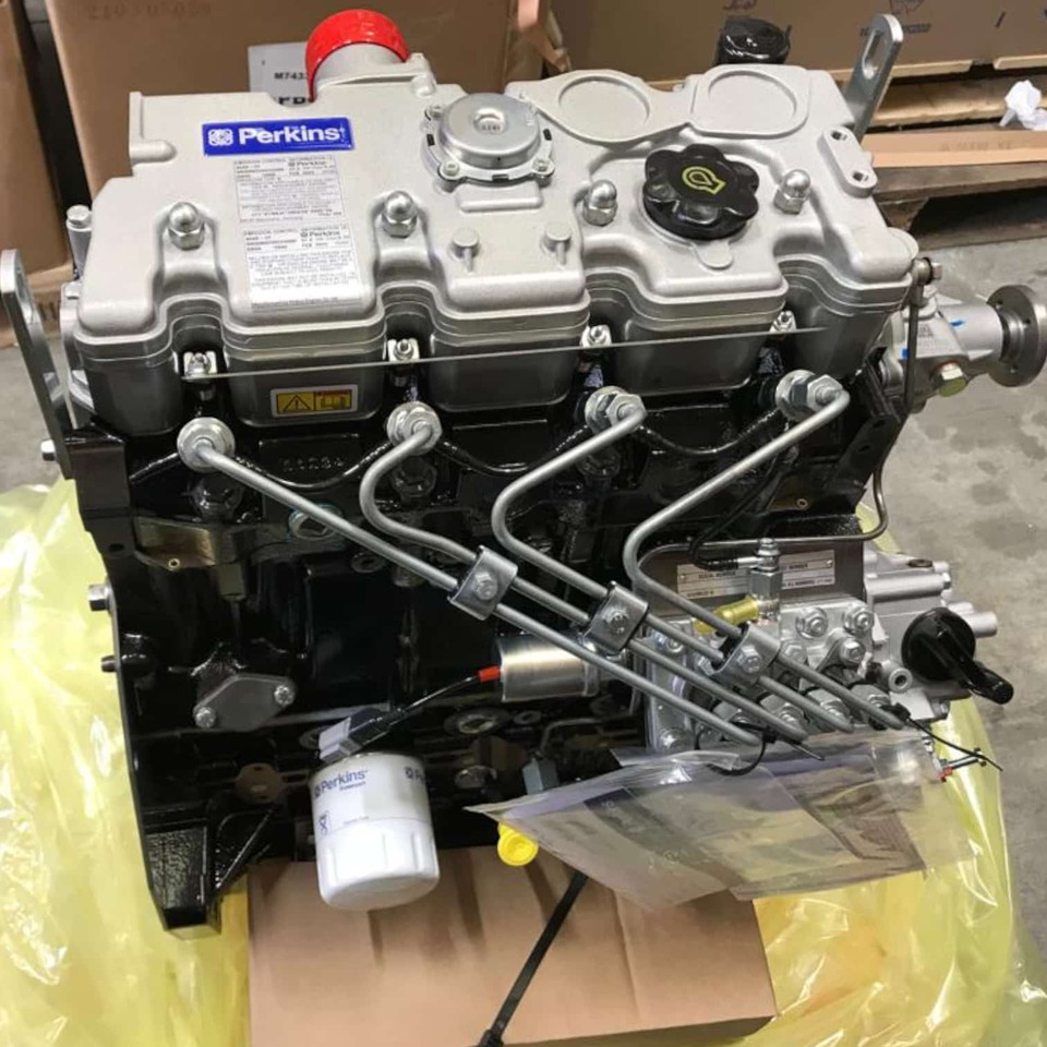 Perkins 404-22 Long Engine (GN Build), for 404C-22 (HP) and 104.22 (KR) - Motori: foto 1 Perkins 404-22 Long Engine (GN Build), for 404C-22 (HP) and 104.22 (KR) - Motori: foto 1