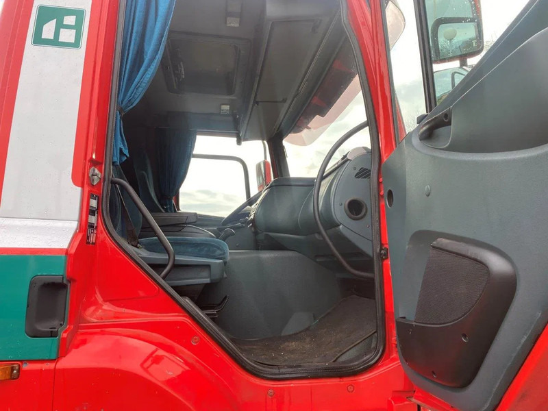 DAF CF 85.380 8x4 HOLLAND TRUCK MANUAL GEARBOX FULL STEEL SPRING - Kamion me sistem kabllor: foto 4 DAF CF 85.380 8x4 HOLLAND TRUCK MANUAL GEARBOX FULL STEEL SPRING - Kamion me sistem kabllor: foto 4