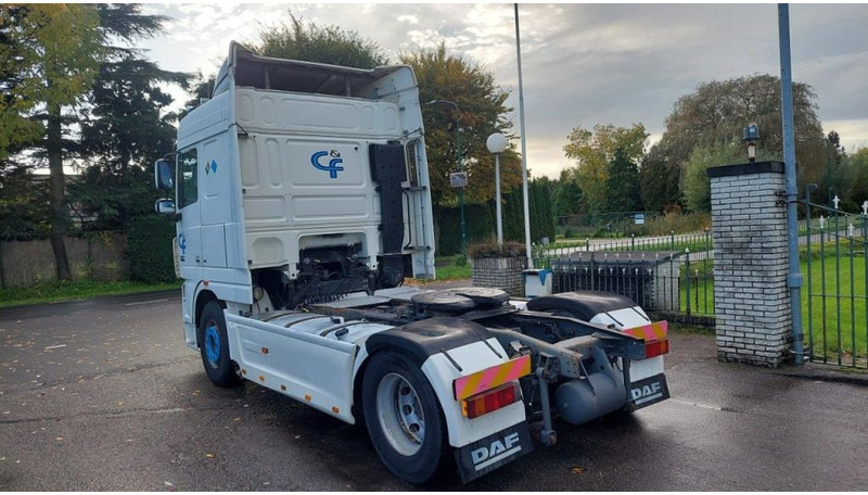 DAF XF 105.410 - Gjysmë-kamion: foto 4 DAF XF 105.410 - Gjysmë-kamion: foto 4
