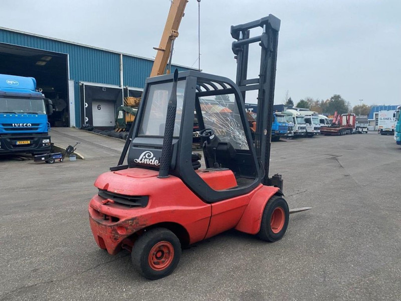 Linde H30 H 30 Diesel !!!LOW HOURS!!! - Pirun më naftë: foto 5 Linde H30 H 30 Diesel !!!LOW HOURS!!! - Pirun më naftë: foto 5