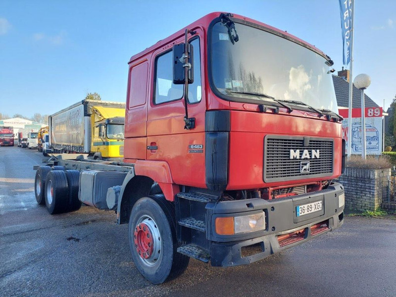 MAN 26.463 6X4 CHASSIS - Kamion kabinë-shasi: foto 2 MAN 26.463 6X4 CHASSIS - Kamion kabinë-shasi: foto 2