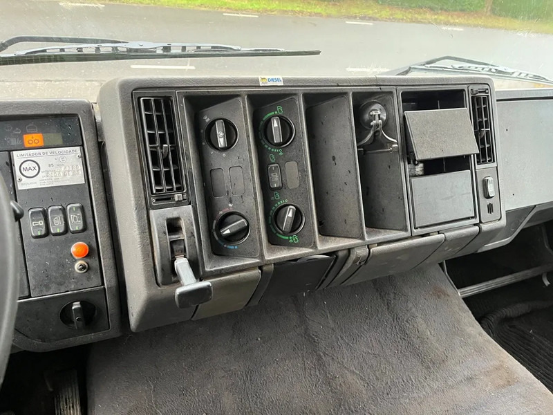 Kamion me karroceri të hapur Mercedes-Benz SK 1850 V8 MANUAL GEARBOX BIG AXLE FULL STEEL SPRING RETARDER: foto 17