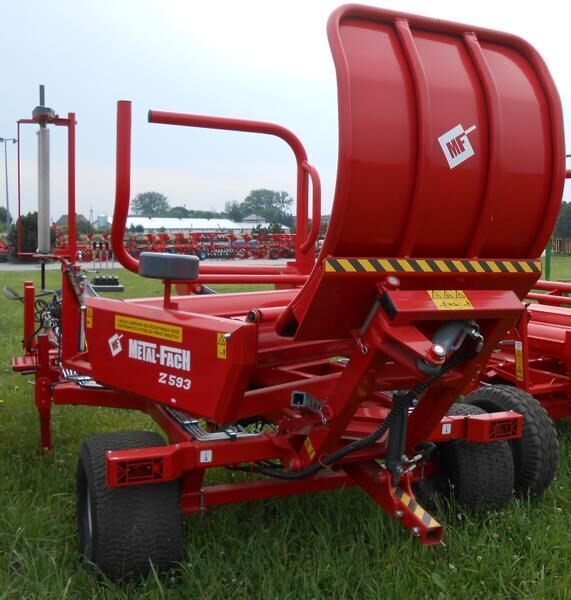 METAL-FACH Owijarka do bel Z593 samozaładowcza - Mbështjellëse dengjesh: foto 1 METAL-FACH Owijarka do bel Z593 samozaładowcza - Mbështjellëse dengjesh: foto 1