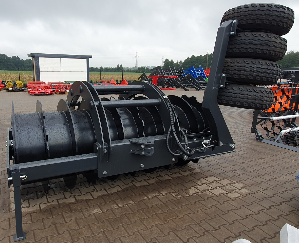 METAL-TECHNIK Wał Pryzmowy MT2 z dociskiem - Rul bujqësor: foto 1 METAL-TECHNIK Wał Pryzmowy MT2 z dociskiem - Rul bujqësor: foto 1