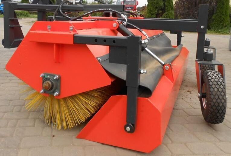 METAL-TECHNIK Zamiatarka 2m/ New Sweeper / Barredora de 2 m - Fshesë për Makinë fshirëse për rrugët: foto 1 METAL-TECHNIK Zamiatarka 2m/ New Sweeper / Barredora de 2 m - Fshesë për Makinë fshirëse për rrugët: foto 1