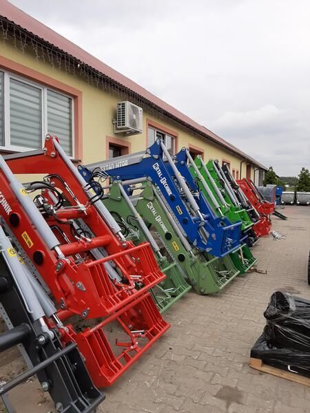 Metal-Technik Frontlader für CASE FARMALL 95A, 105A, 105C / Ładowacz czołowy d - Ngarkues ballor për traktor: foto 2 Metal-Technik Frontlader für CASE FARMALL 95A, 105A, 105C / Ładowacz czołowy d - Ngarkues ballor për traktor: foto 2