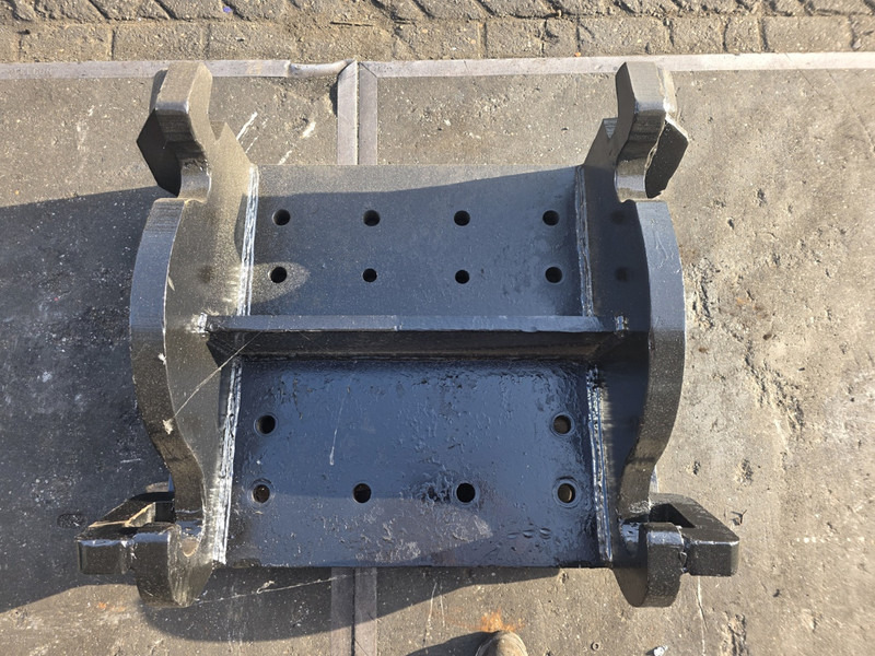 Kopplaat cw 45 adaptor plate verachtert cw 45 breedt - Bashkues i shpejtë për Makineri ndërtimi: foto 5 Kopplaat cw 45 adaptor plate verachtert cw 45 breedt - Bashkues i shpejtë për Makineri ndërtimi: foto 5
