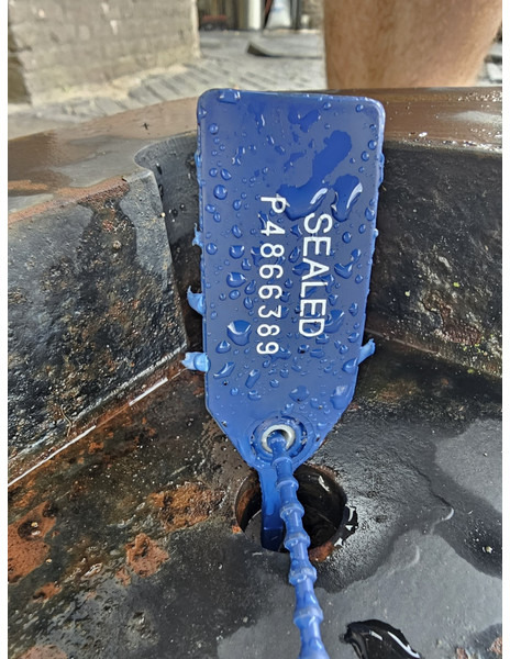 Mbi sh400 knife mbi sehar mes - Tranxha demolimi: foto 5 Mbi sh400 knife mbi sehar mes - Tranxha demolimi: foto 5