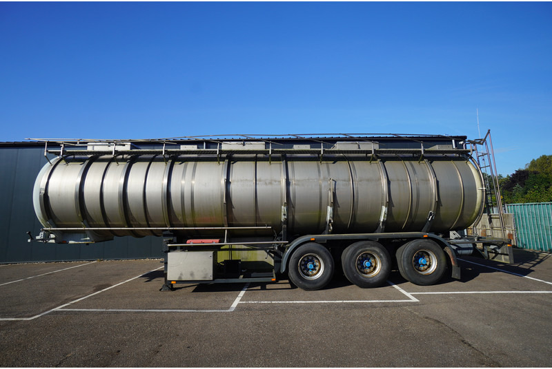 Dijkstra 3 AXLE CHEMIE TANK TRAILER 42 m3 - Gjysmë rimorkio me bot: foto 1 Dijkstra 3 AXLE CHEMIE TANK TRAILER 42 m3 - Gjysmë rimorkio me bot: foto 1