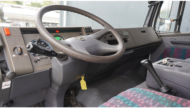 Mercedes-Benz 814 MACHINE TRANSPORTER EURO 2 409.000KM - Kamioni: foto 5 Mercedes-Benz 814 MACHINE TRANSPORTER EURO 2 409.000KM - Kamioni: foto 5