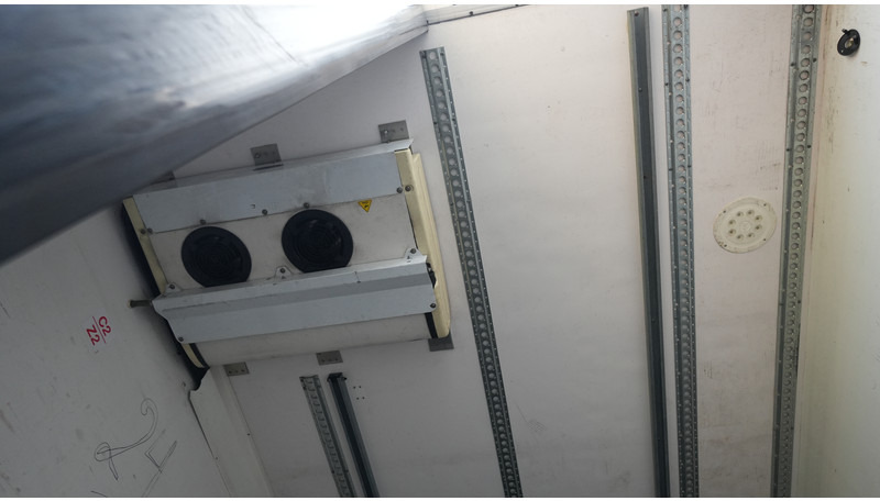 LAMBERET 3 AXLE FRIGO TRAILER WITH CARRIER VECTOR 1950 MT BI-TEMP - Gjysmë rimorkio frigorifer: foto 5 LAMBERET 3 AXLE FRIGO TRAILER WITH CARRIER VECTOR 1950 MT BI-TEMP - Gjysmë rimorkio frigorifer: foto 5