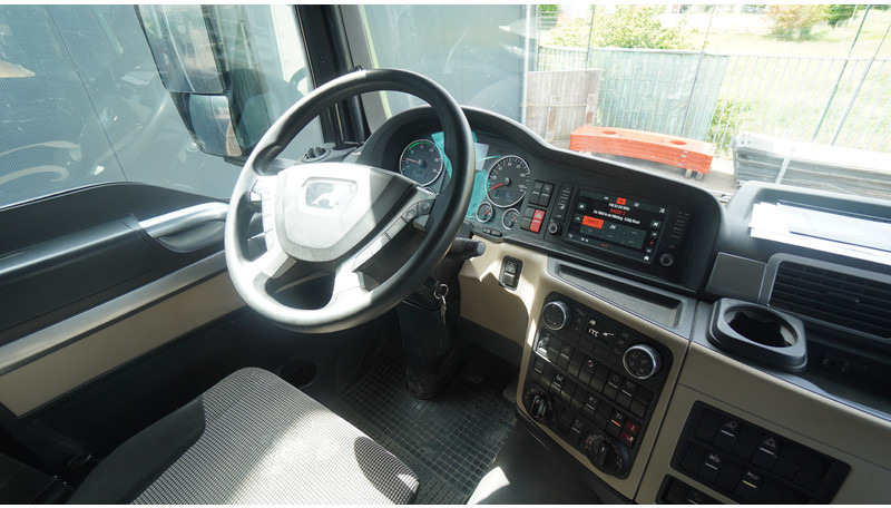 MAN TGS 49.460 10X8 TIPPER 309.000KM - Kamion vetëshkarkues: foto 5 MAN TGS 49.460 10X8 TIPPER 309.000KM - Kamion vetëshkarkues: foto 5
