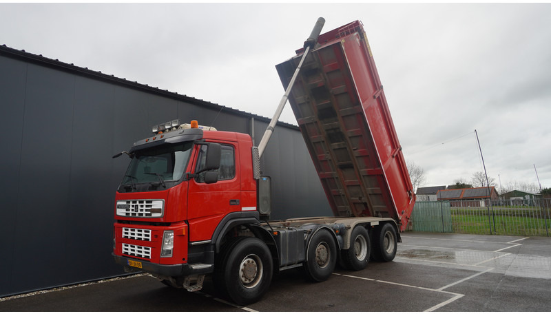 Terberg FM 2000/440 8X8 TIPPER 22.3 M3 647.000KM - Kamion vetëshkarkues: foto 2 Terberg FM 2000/440 8X8 TIPPER 22.3 M3 647.000KM - Kamion vetëshkarkues: foto 2