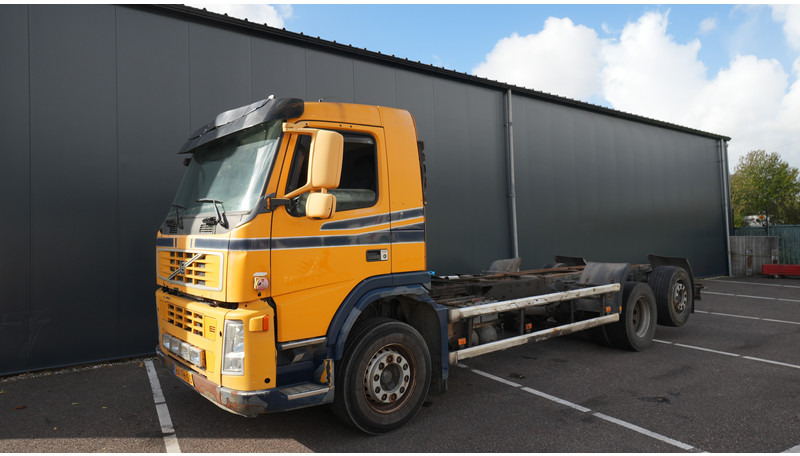 Volvo FM9 340 6X2 CHASSIS EURO 5 480000KM - Kamion kabinë-shasi: foto 3 Volvo FM9 340 6X2 CHASSIS EURO 5 480000KM - Kamion kabinë-shasi: foto 3