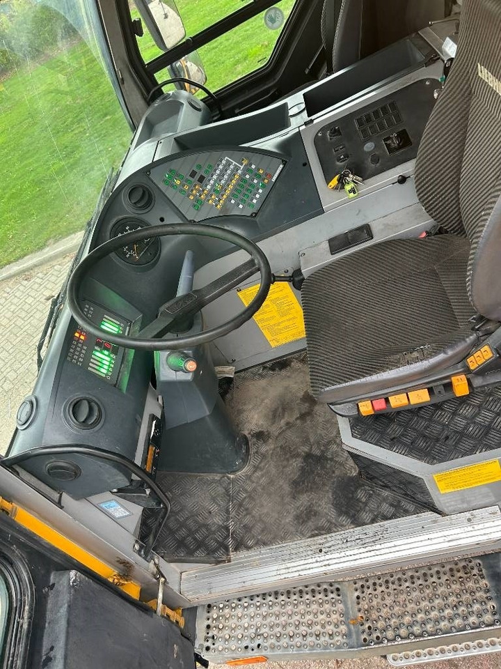 Liebherr LTM 1055-3.1  - Vinç për të gjitha terrenet: foto 5 Liebherr LTM 1055-3.1  - Vinç për të gjitha terrenet: foto 5