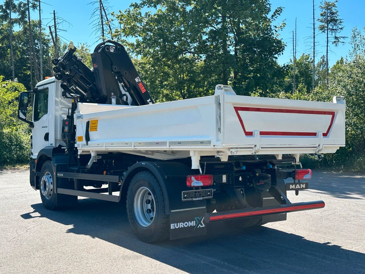 MAN TGM 18.320 4x2 Euro6e Hiab X-HiDuo 138DS-4 - Kamion vetëshkarkues, Kamion me vinç: foto 5 MAN TGM 18.320 4x2 Euro6e Hiab X-HiDuo 138DS-4 - Kamion vetëshkarkues, Kamion me vinç: foto 5
