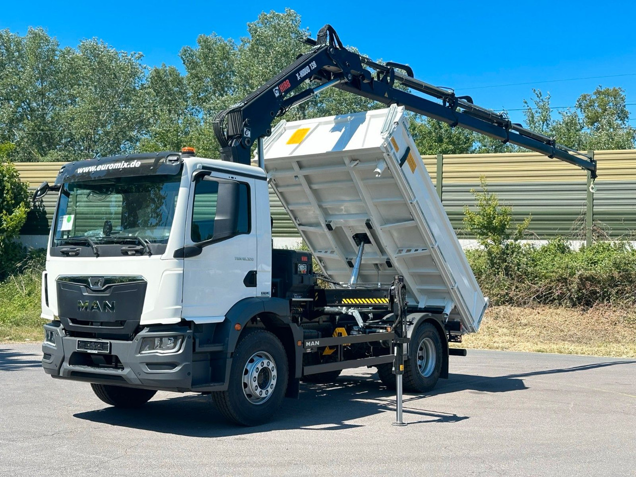 MAN TGM 18.320 4x2 Euro6e Hiab X-HiDuo 138DS-4 - Kamion vetëshkarkues, Kamion me vinç: foto 2 MAN TGM 18.320 4x2 Euro6e Hiab X-HiDuo 138DS-4 - Kamion vetëshkarkues, Kamion me vinç: foto 2