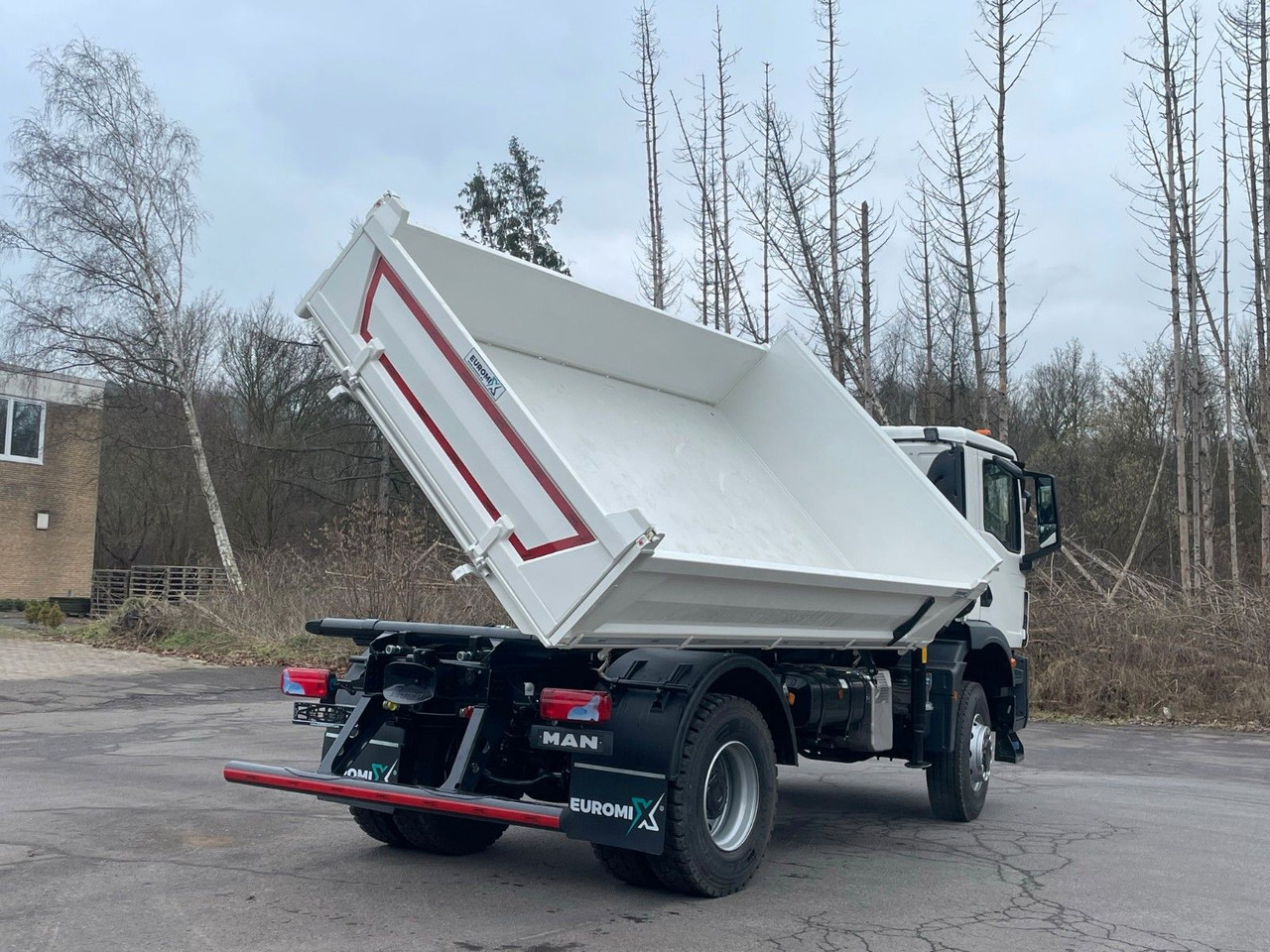 MAN TGM 18.320 4x4 Euro6e Hiab X-HiDuo 138DS-3 - Kamion vetëshkarkues, Kamion me vinç: foto 5 MAN TGM 18.320 4x4 Euro6e Hiab X-HiDuo 138DS-3 - Kamion vetëshkarkues, Kamion me vinç: foto 5