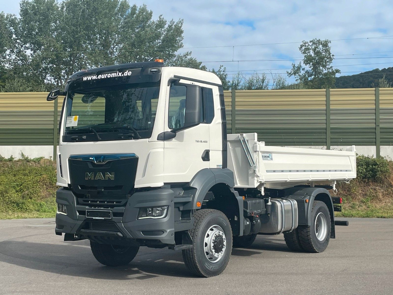 MAN TGS 18.400 TG3 4x4 Euro6e 3-Seiten-Kippe Euromix - Kamion vetëshkarkues: foto 1 MAN TGS 18.400 TG3 4x4 Euro6e 3-Seiten-Kippe Euromix - Kamion vetëshkarkues: foto 1