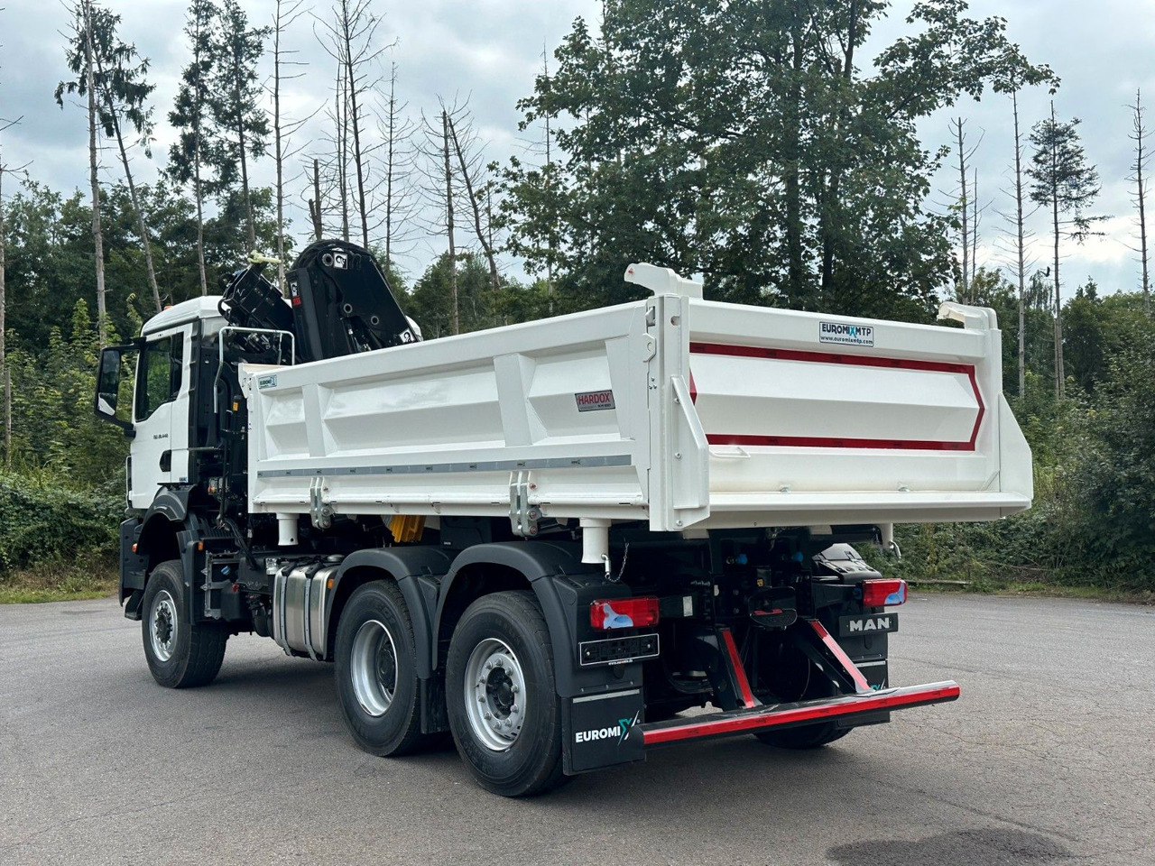 MAN TGS 28.440 6x4-4/3-Seiten- Kipper / Hiab 138-3 - Kamion vetëshkarkues, Kamion me vinç: foto 4 MAN TGS 28.440 6x4-4/3-Seiten- Kipper / Hiab 138-3 - Kamion vetëshkarkues, Kamion me vinç: foto 4