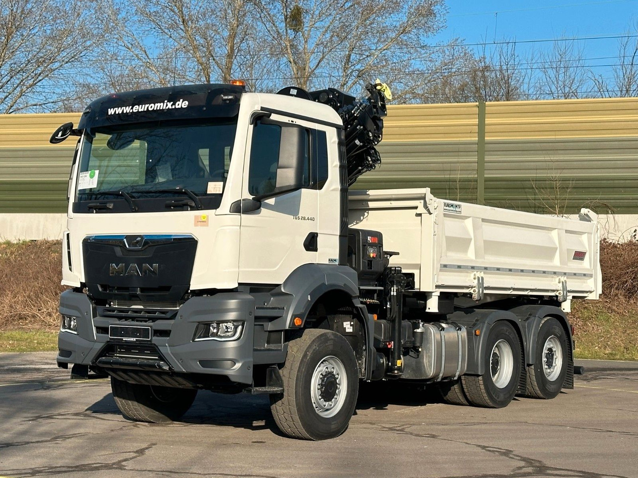 MAN TGS 28.440 6x4-4/3-Seiten- Kipper / Hiab 228-6 - Kamion vetëshkarkues, Kamion me vinç: foto 4 MAN TGS 28.440 6x4-4/3-Seiten- Kipper / Hiab 228-6 - Kamion vetëshkarkues, Kamion me vinç: foto 4