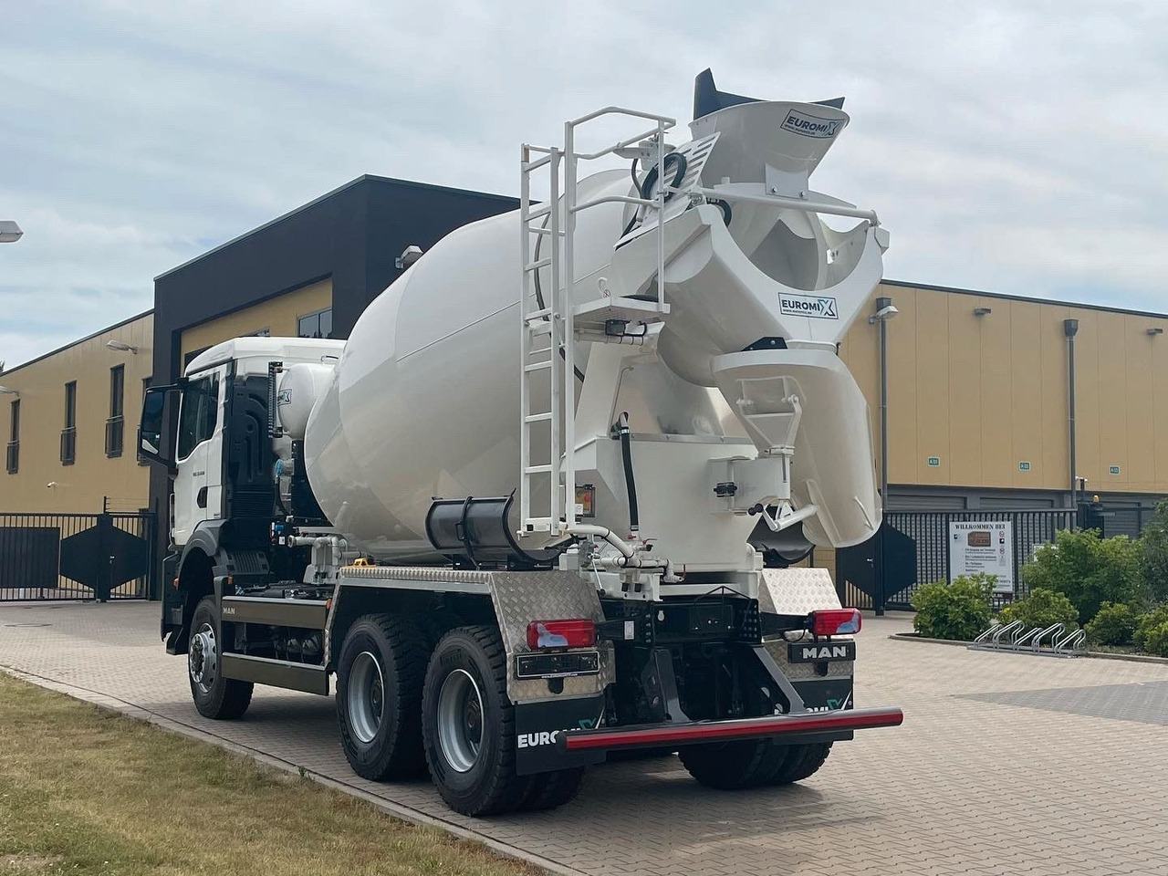 MAN TGS 33.440 6X4 / 6X6 /Euro6e EuromiX EM 8 - Autobetoniere: foto 4 MAN TGS 33.440 6X4 / 6X6 /Euro6e EuromiX EM 8 - Autobetoniere: foto 4