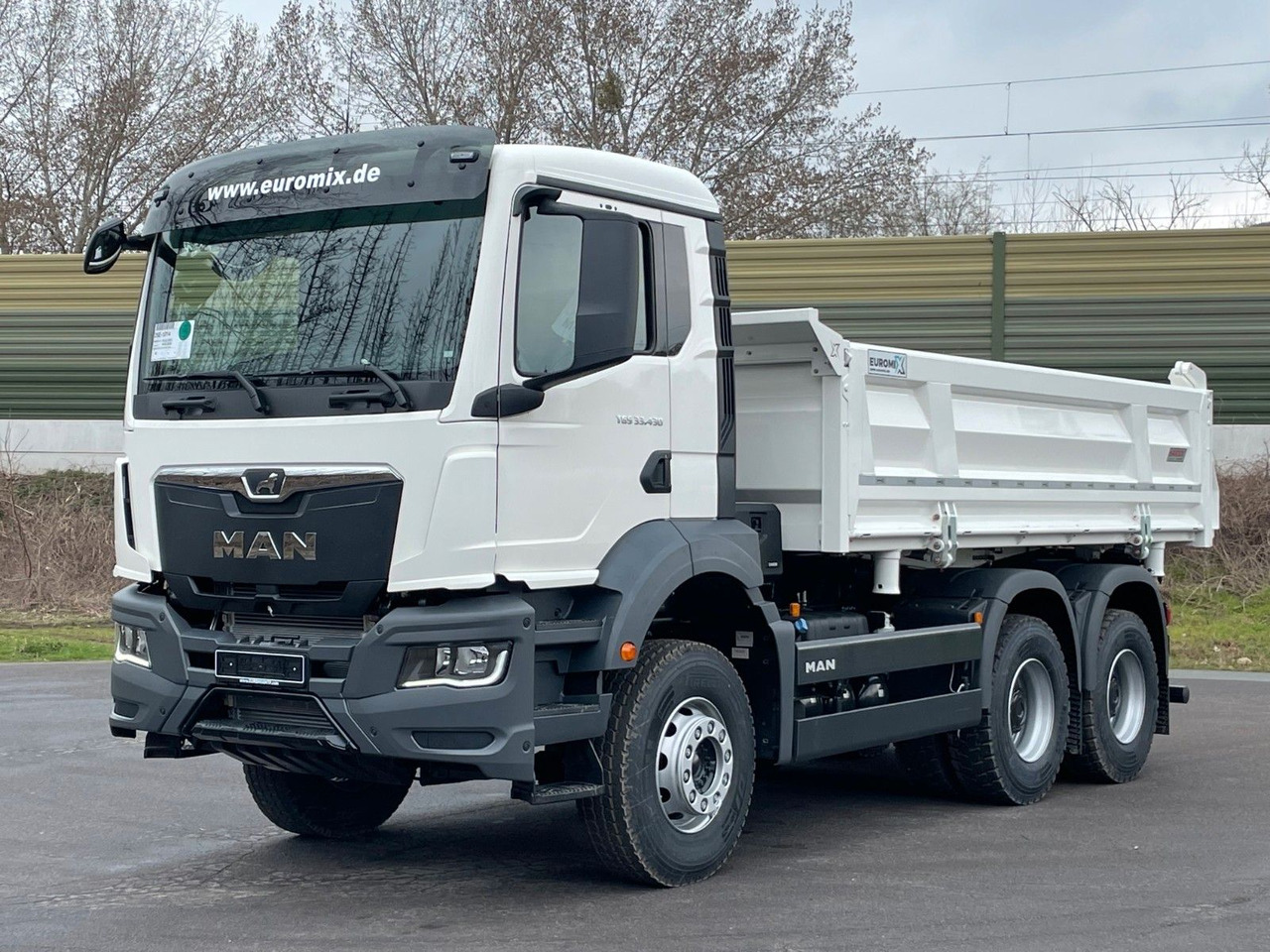 MAN TGS 33.440 6x4 /Euro6 3-Seiten-Kipper EuromixMTP - Kamion vetëshkarkues: foto 2 MAN TGS 33.440 6x4 /Euro6 3-Seiten-Kipper EuromixMTP - Kamion vetëshkarkues: foto 2