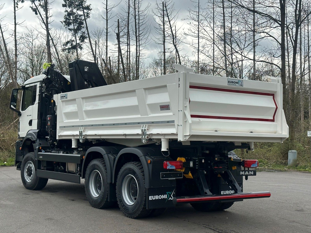 MAN TGS 33.440 6x6 /3-Seiten- Kipper / HIAB 228-4 - Kamion vetëshkarkues, Kamion me vinç: foto 5 MAN TGS 33.440 6x6 /3-Seiten- Kipper / HIAB 228-4 - Kamion vetëshkarkues, Kamion me vinç: foto 5