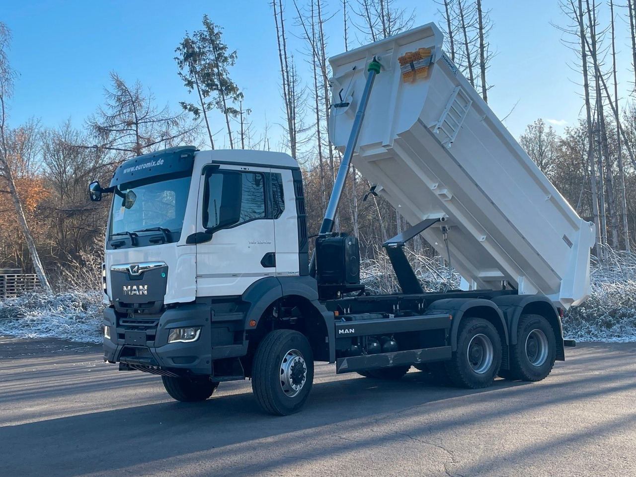 Kamion vetëshkarkues MAN TGS 33.440 6x6 /Euro6e Mulden-Kipper  EuromixMTP: foto 9
