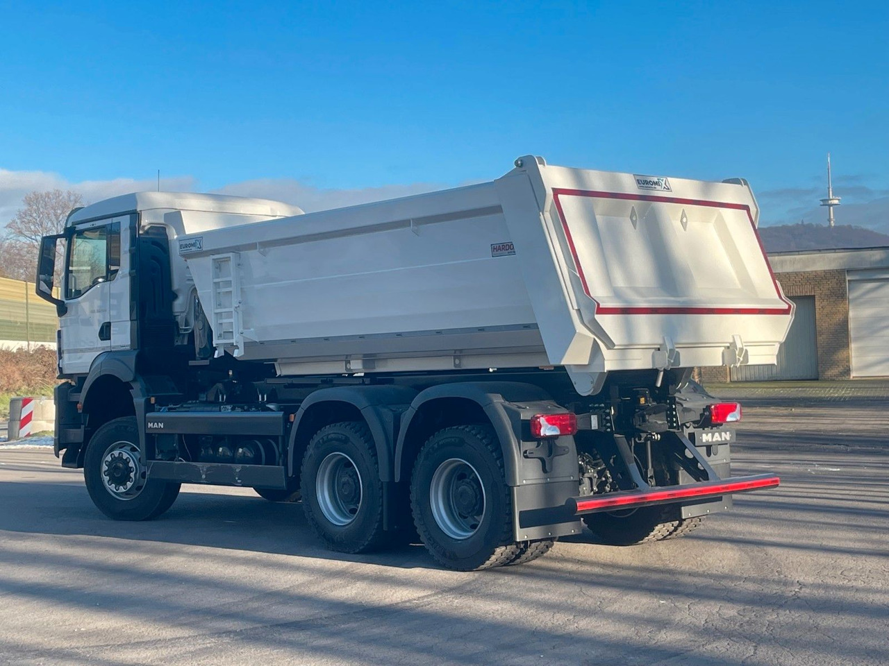 MAN TGS 33.440 6x6 /Euro6e Mulden-Kipper EuromixMTP - Kamion vetëshkarkues: foto 4 MAN TGS 33.440 6x6 /Euro6e Mulden-Kipper EuromixMTP - Kamion vetëshkarkues: foto 4