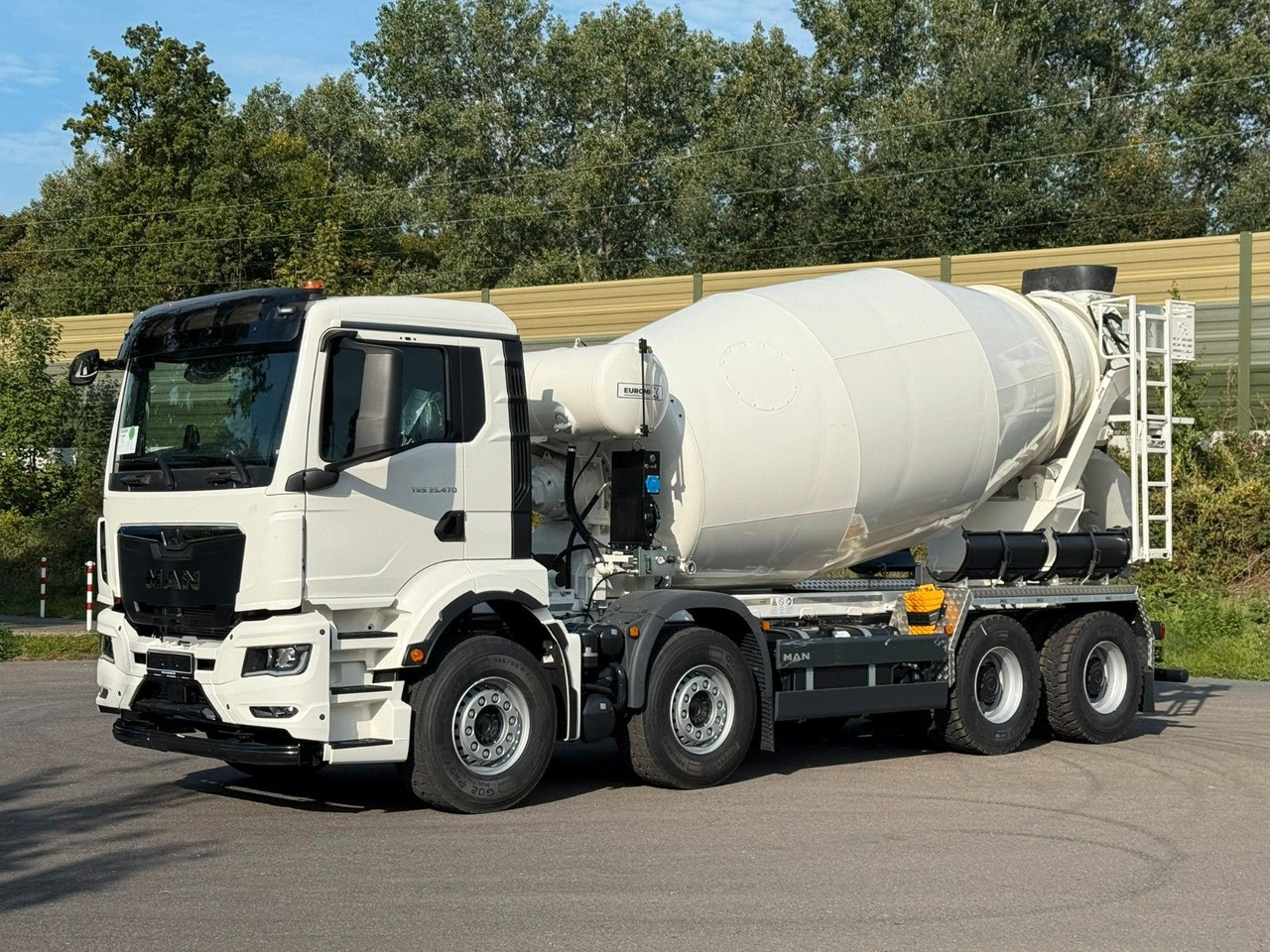 MAN TGS 35.470 BB 8X4 EuromixMTP EM 10 L - Autobetoniere: foto 2 MAN TGS 35.470 BB 8X4 EuromixMTP EM 10 L - Autobetoniere: foto 2