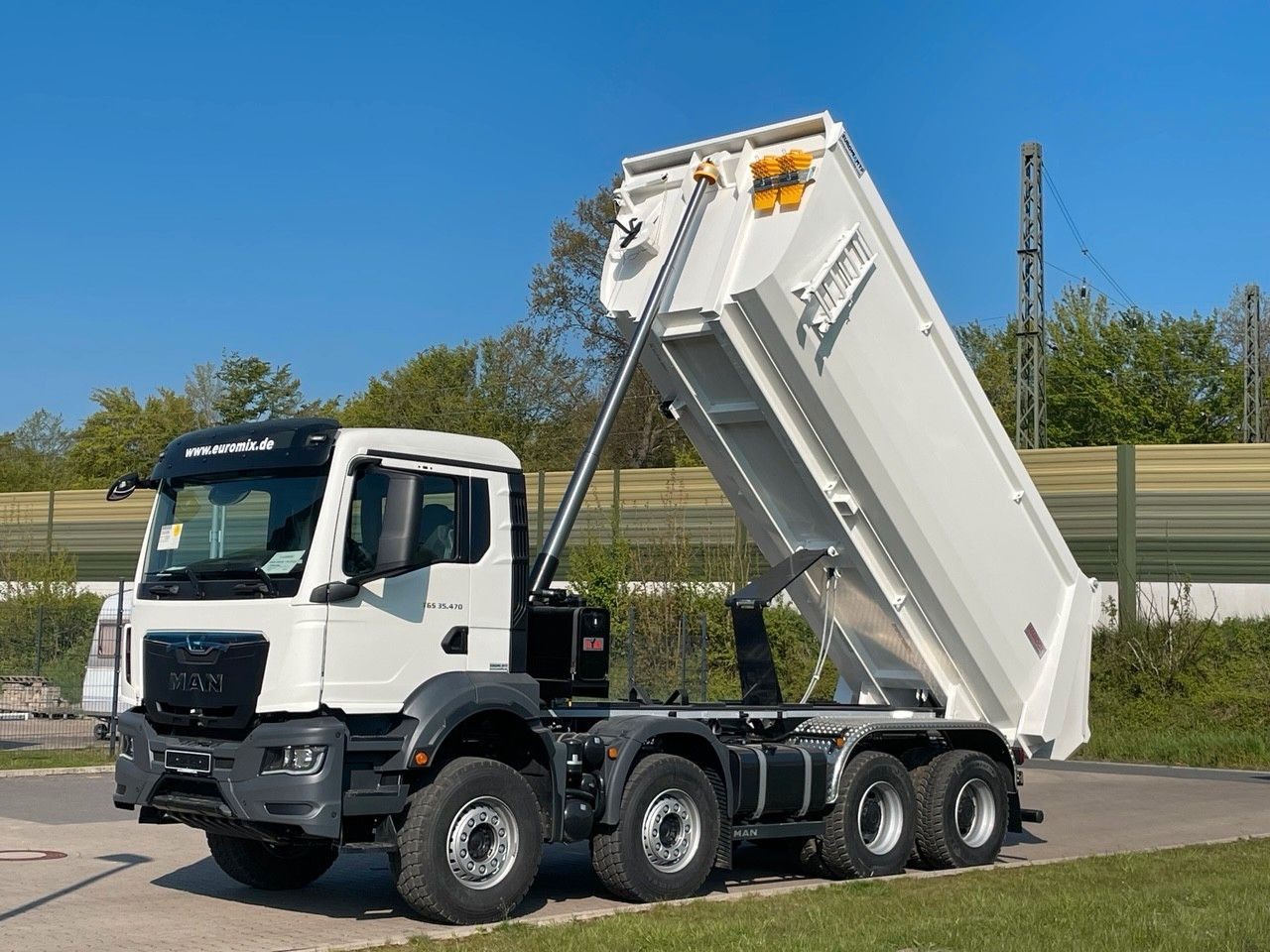 MAN TGS 35.470 BB 8X4 Mulden Kipper 10X Vorhanden - Kamion vetëshkarkues: foto 5 MAN TGS 35.470 BB 8X4 Mulden Kipper 10X Vorhanden - Kamion vetëshkarkues: foto 5