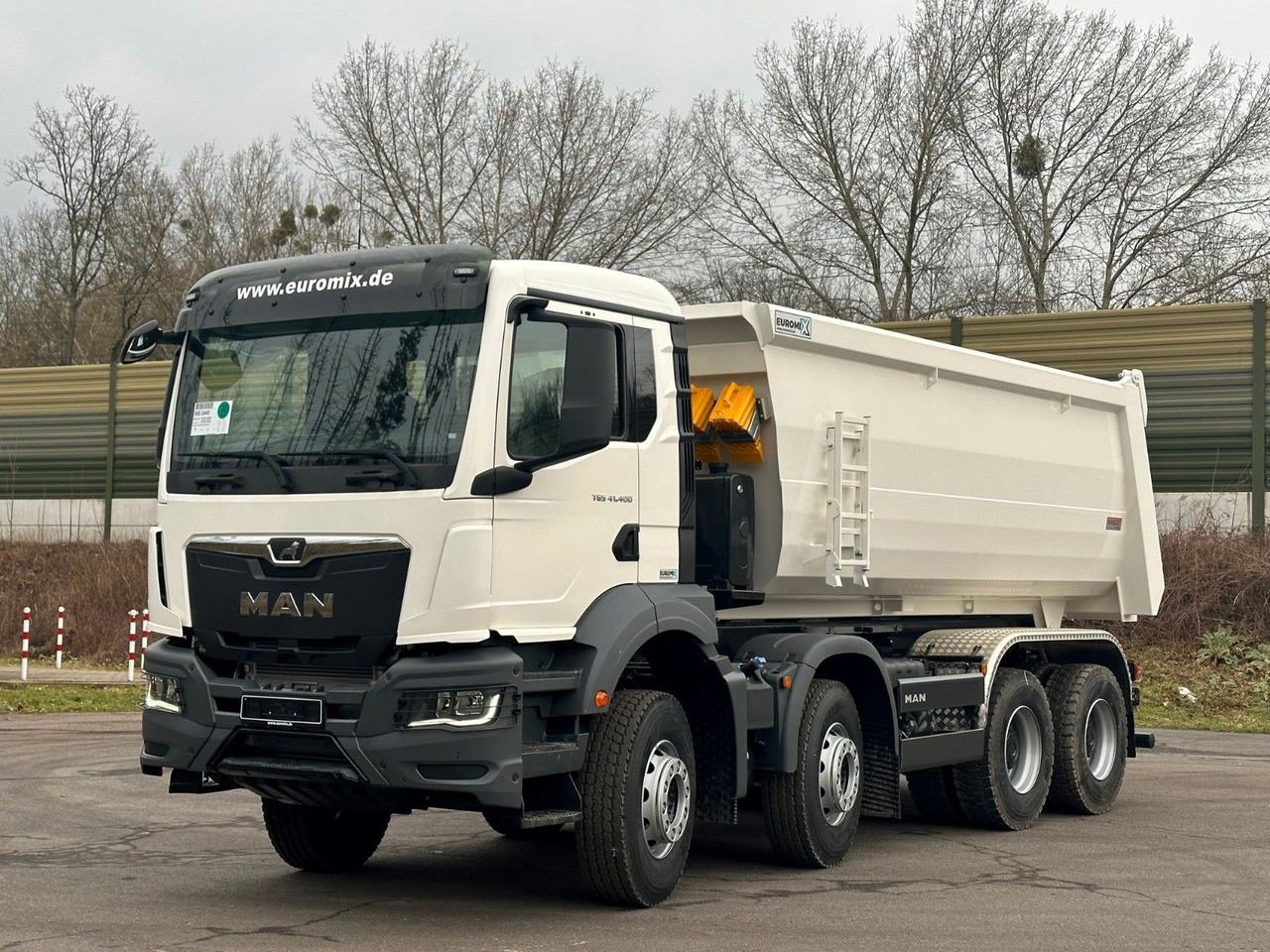 MAN TGS 41.400 8x4 / EUROMIX MTP 20m³/ EURO 5 - Kamion vetëshkarkues: foto 2 MAN TGS 41.400 8x4 / EUROMIX MTP 20m³/ EURO 5 - Kamion vetëshkarkues: foto 2