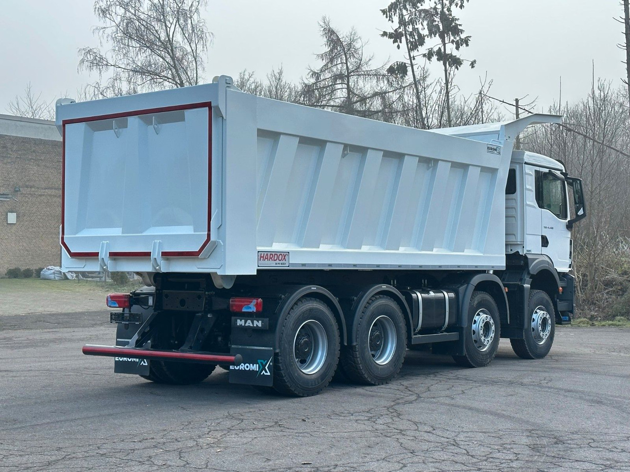 MAN TGS 41.440 8x4 EuromixMTP 23m³ Eckige Mulde MAN TGS 41.440 8x4 EuromixMTP 23m³ Eckige Mulde - Kamion vetëshkarkues: foto 5 MAN TGS 41.440 8x4 EuromixMTP 23m³ Eckige Mulde MAN TGS 41.440 8x4 EuromixMTP 23m³ Eckige Mulde - Kamion vetëshkarkues: foto 5